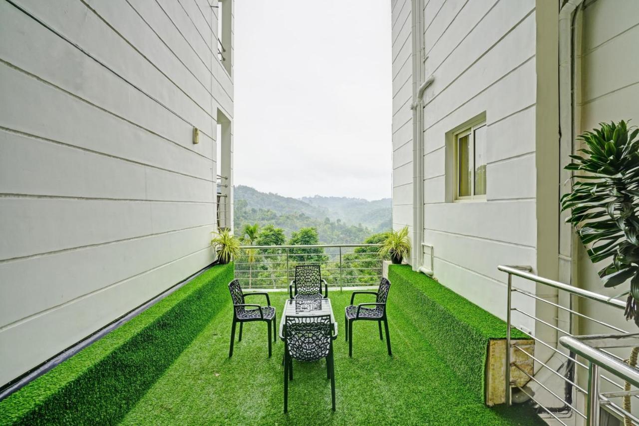Oyo Flagship 81260 Star Lights Ξενοδοχείο Munnar Εξωτερικό φωτογραφία