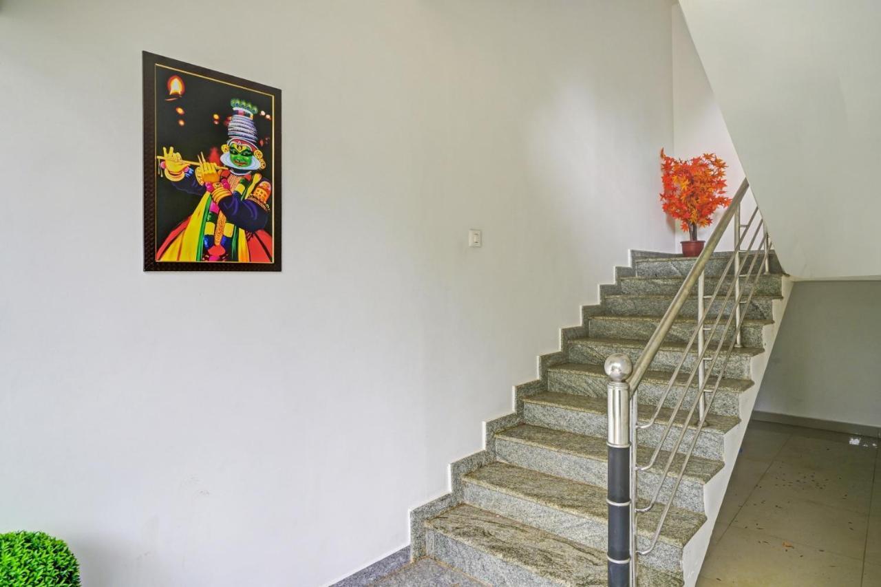 Oyo Flagship 81260 Star Lights Ξενοδοχείο Munnar Εξωτερικό φωτογραφία